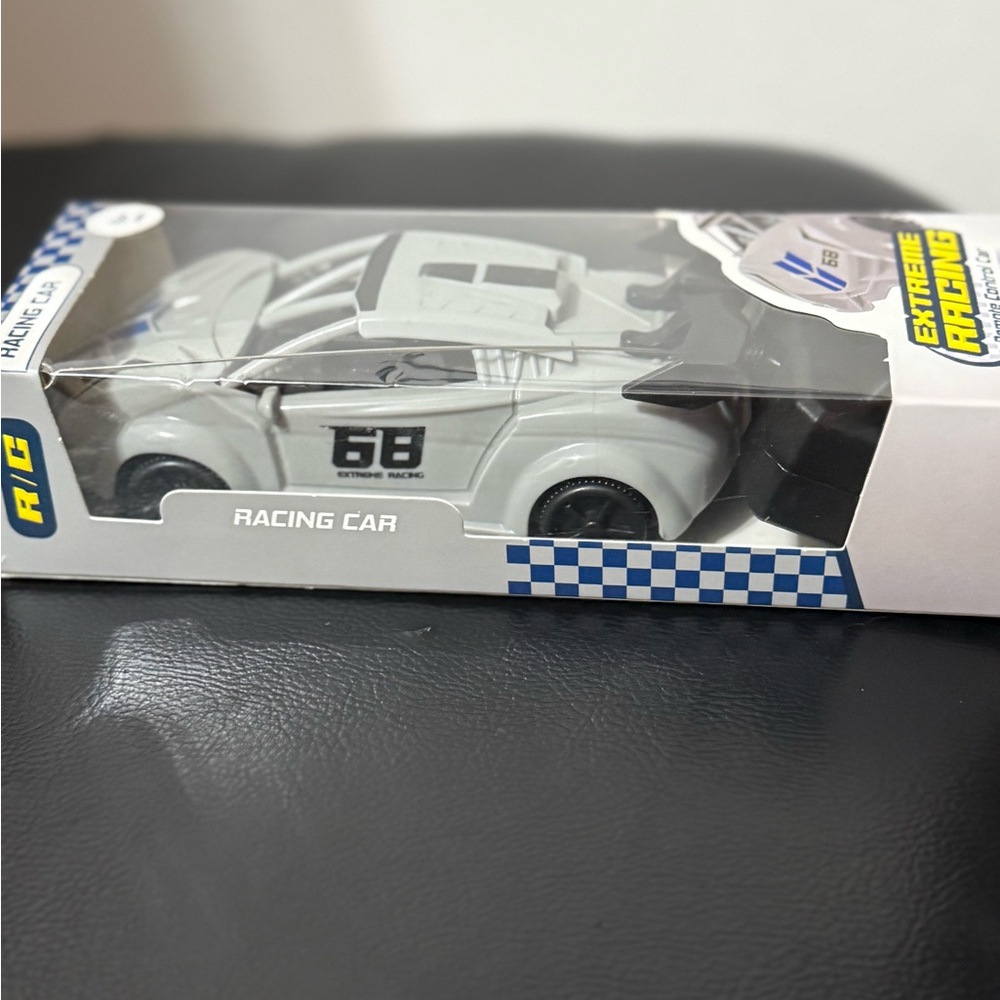 Extreme Racing Remote Control Car - Gray , unused. - Picture 4 of 4